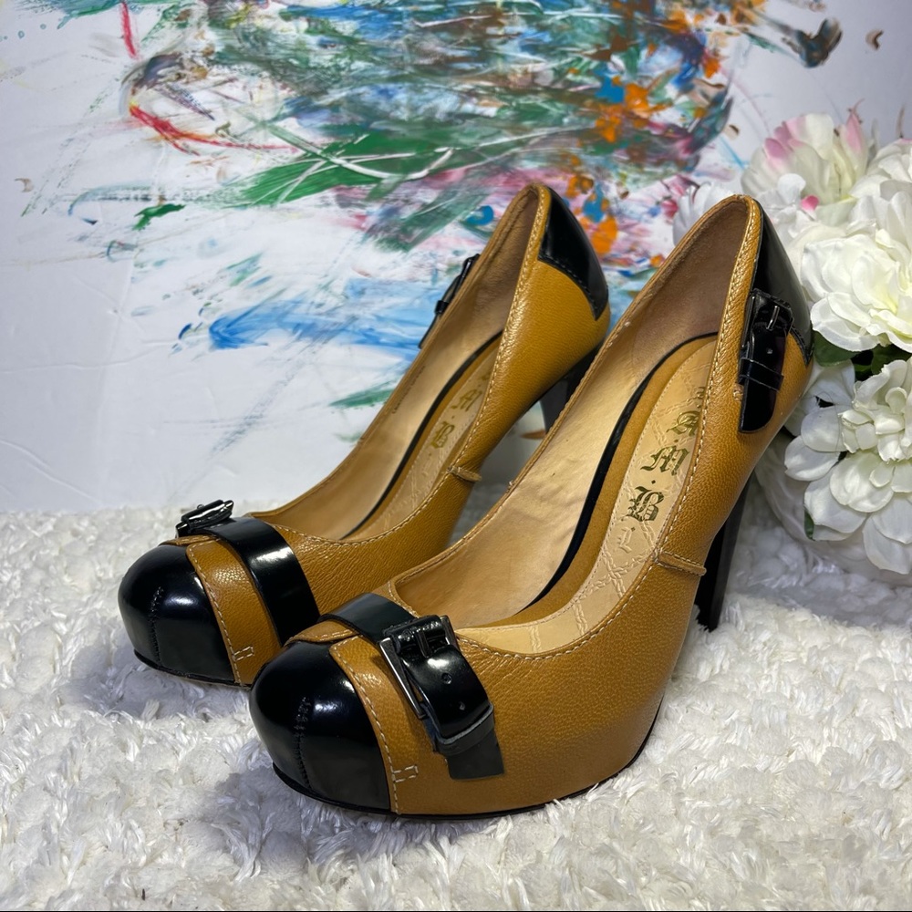 LAMB leather platform pump